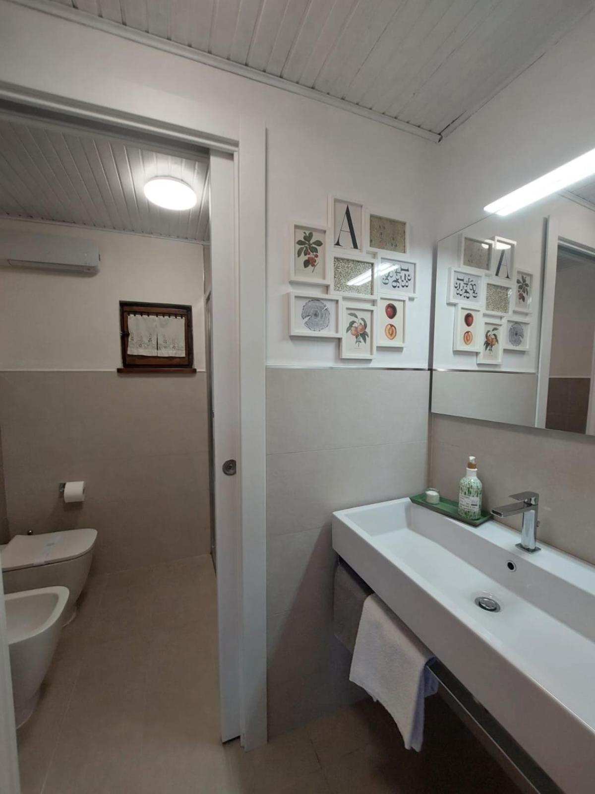 Le Stagioni Guest House ลอเรโต อาปรุนติโน ภายนอก รูปภาพ